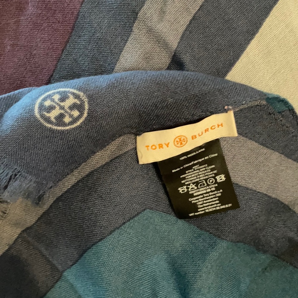 Tory burch scarf